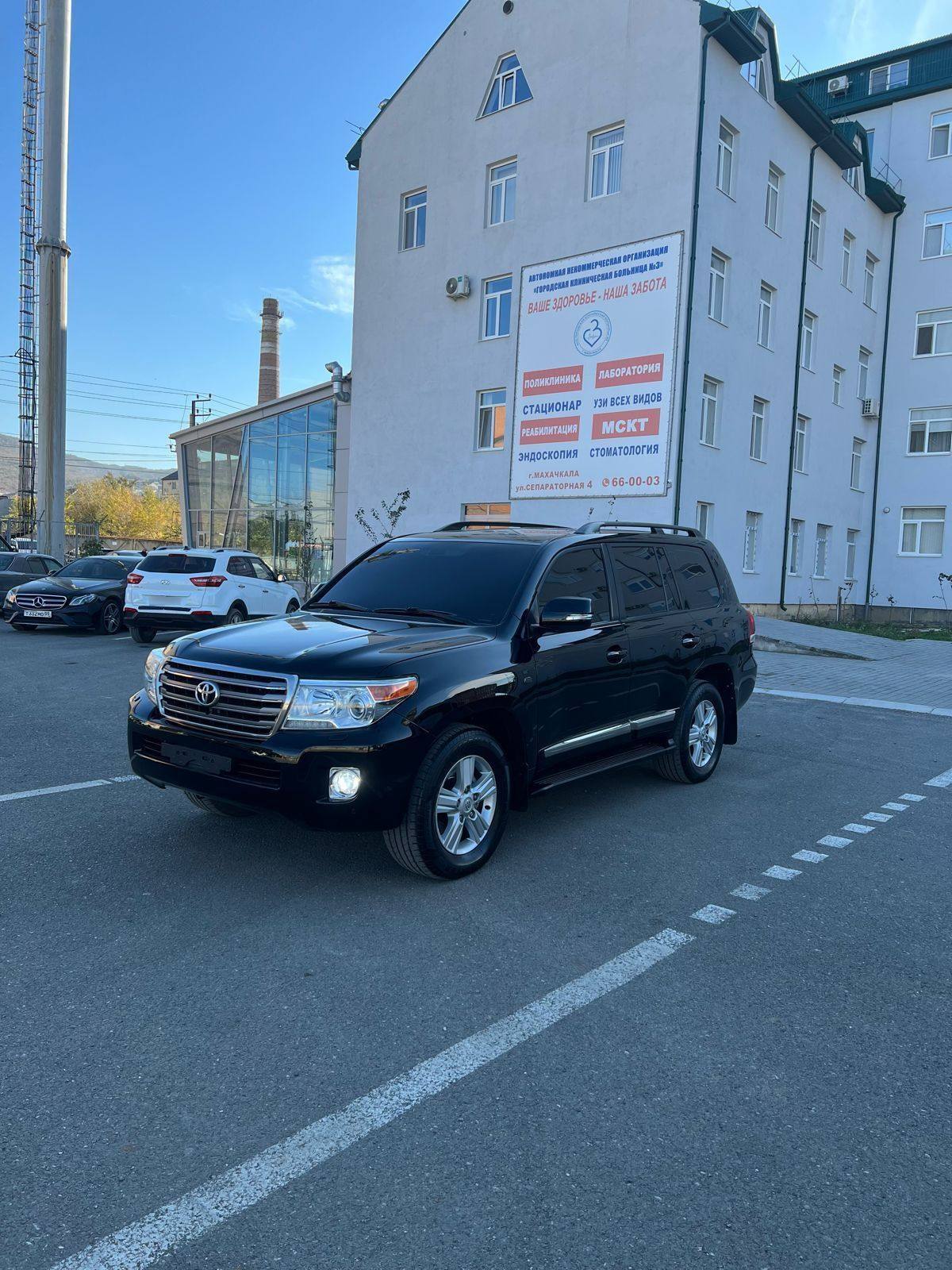 Купить Toyota Land Cruiser 200 Series внедорожник 5 дв., 2008 года, цвет:  Черный, за 2350000 руб. в Санкт-Петербурге